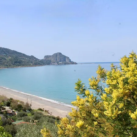 Seaside Oasis Apartman Cefalù